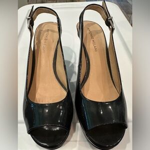 9M Antonio Melani “Haleen” Black Patented Leather Peep Toe Slingback Heels EUC